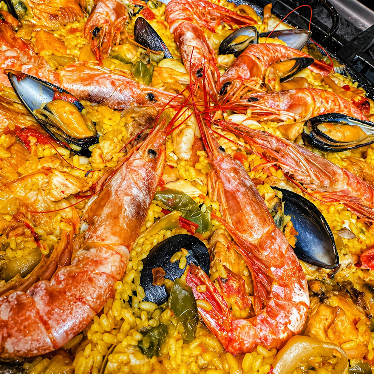 Paella de marisco en El Rincón del Norte, Valdemoro